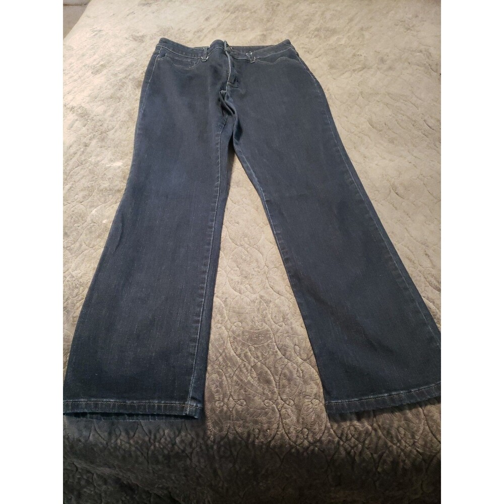 WOMAN'S JEANS BY:LEE CLASSIC FIT SIZE:14 HIGH RISE STRAIGHT *PERFECT CONDITION*